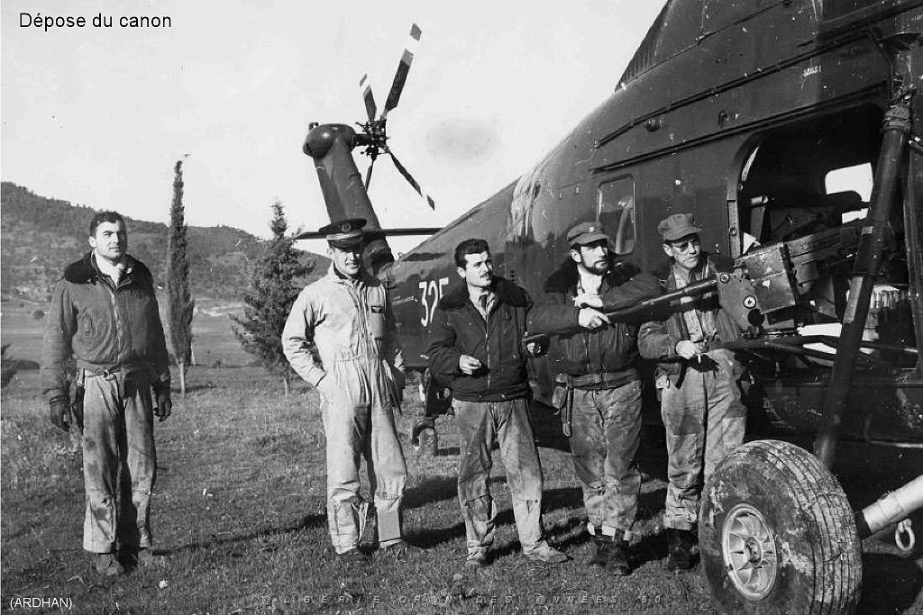 99 - Helicopteres de combat (2)-Helicopteres armes_000038.jpg
